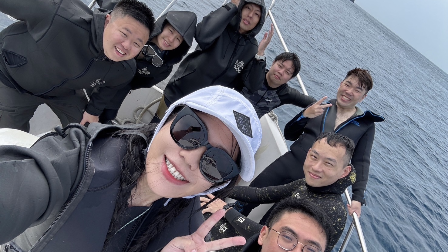 企鵝潛水俱樂部全體教練助教合照